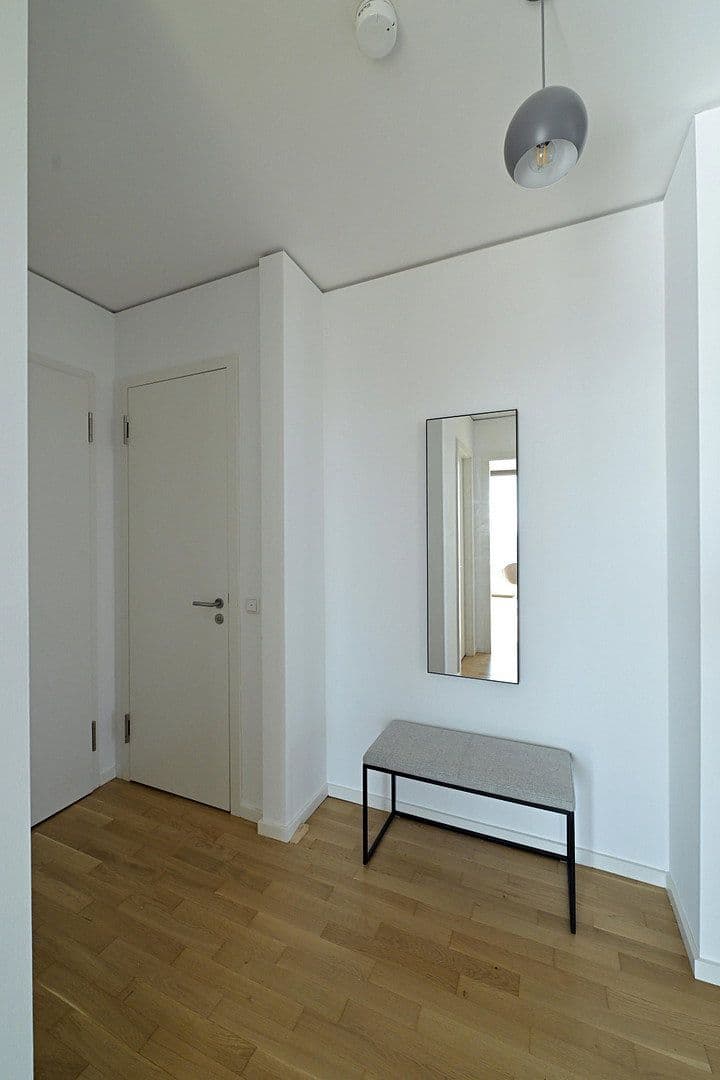 Pronájem bytu 3+1 93 m², Voltairestrasse 11, Berlin Mitte, Berlín Pronájem bytu 3+1 93 m², Voltairestrasse 11, Berlin Mitte, Berlín