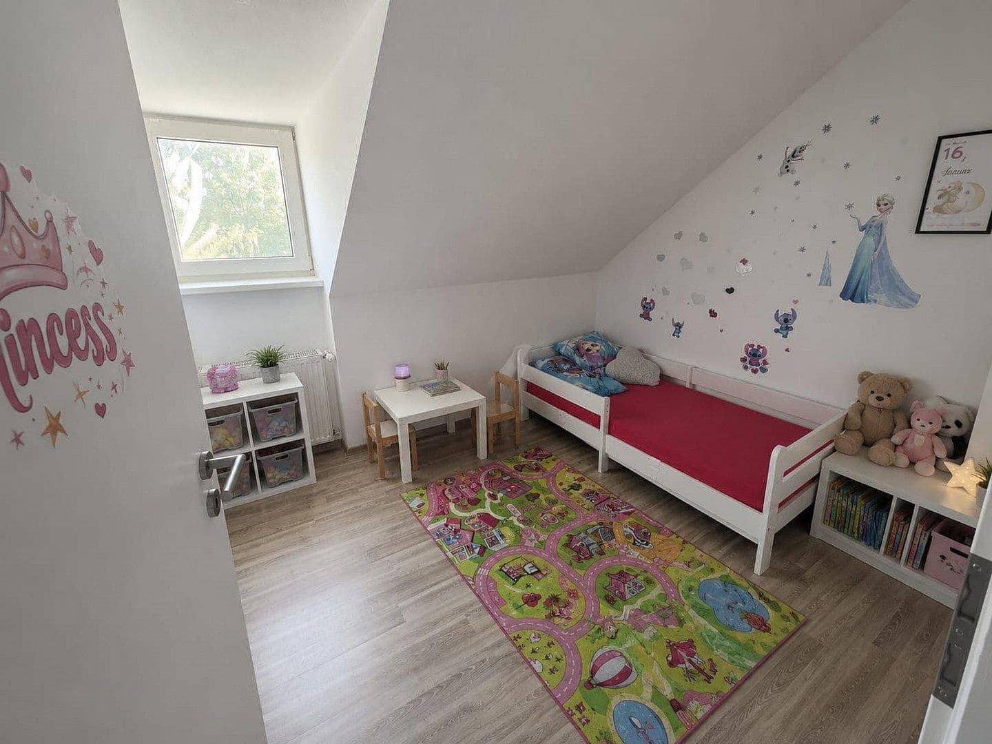 Pronájem bytu 7+1 120 m², Gießen, Hessen Pronájem bytu 7+1 120 m², Gießen, Hessen