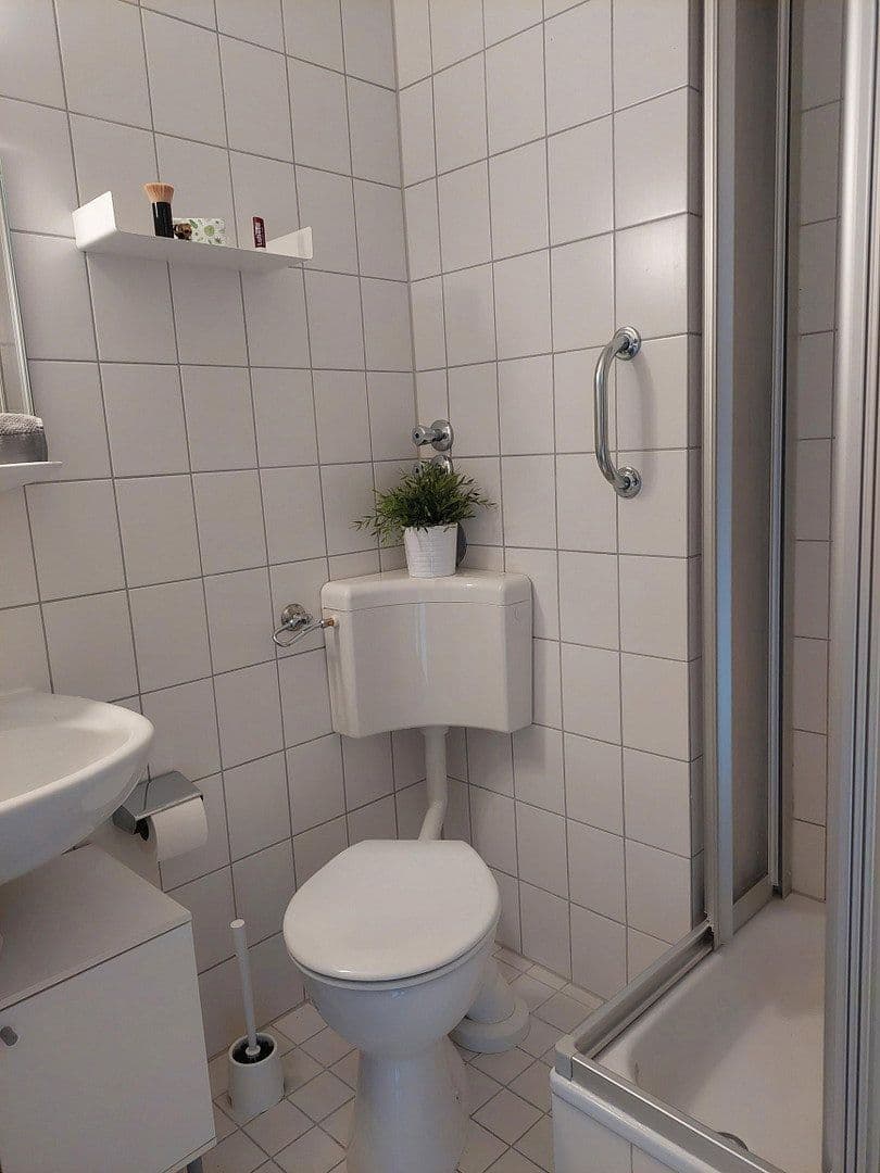Pronájem bytu 1+kk 31 m², Stuttgart, Bádensko-Württembersko Pronájem bytu 1+kk 31 m², Stuttgart, Bádensko-Württembersko
