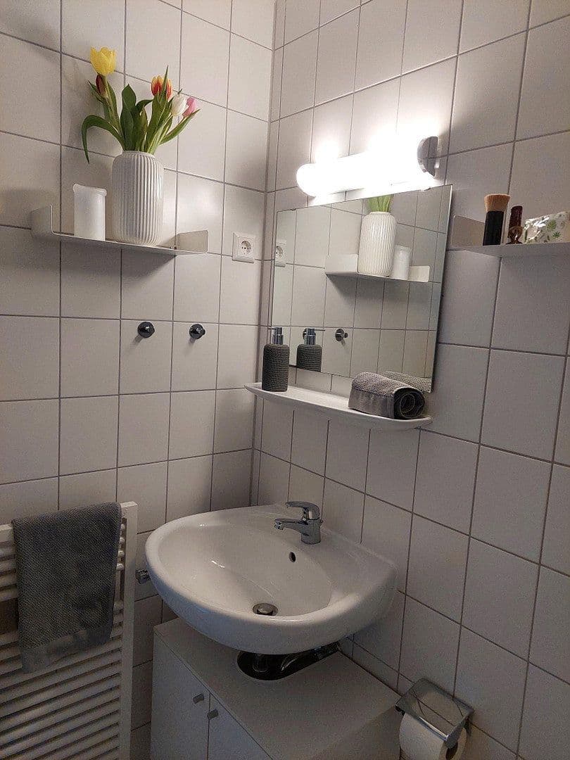 Pronájem bytu 1+kk 31 m², Stuttgart, Bádensko-Württembersko Pronájem bytu 1+kk 31 m², Stuttgart, Bádensko-Württembersko