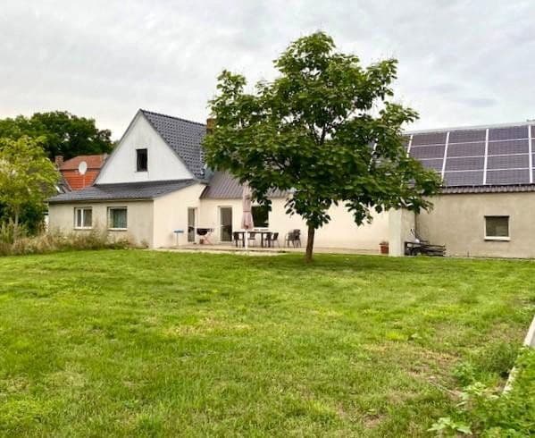 Prodej domu 900 m², pozemek 8.230 m², Luckau, Braniborsko Prodej domu 900 m², pozemek 8.230 m², Luckau, Braniborsko