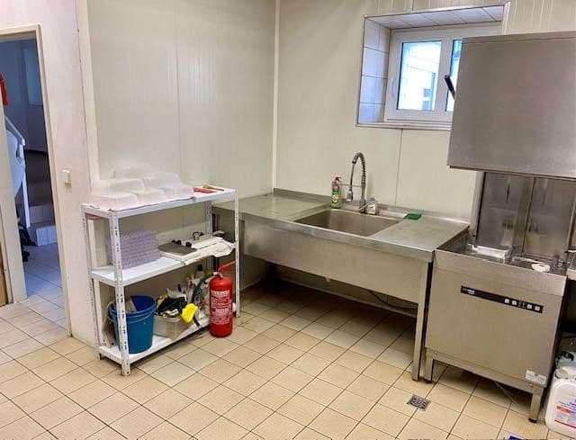 Prodej domu 900 m², pozemek 8.230 m², Luckau, Braniborsko Prodej domu 900 m², pozemek 8.230 m², Luckau, Braniborsko