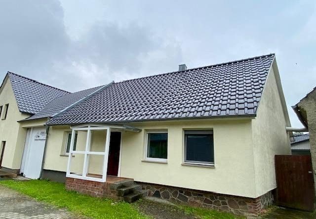 Prodej domu 900 m², pozemek 8.230 m², Luckau, Braniborsko Prodej domu 900 m², pozemek 8.230 m², Luckau, Braniborsko