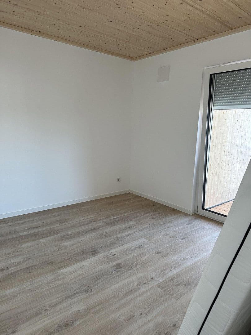 Pronájem bytu 2+1 35 m², Pfarrer-Dickinger-Weg 6, Nittenau, Bavorsko Pronájem bytu 2+1 35 m², Pfarrer-Dickinger-Weg 6, Nittenau, Bavorsko