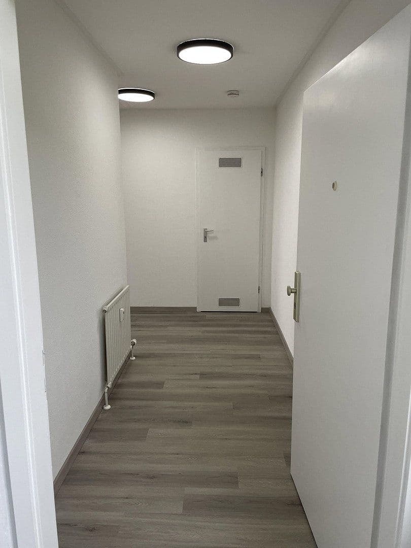 Pronájem bytu 1+1 56 m², Freiburger Straße 21, Heidelberg, Bádensko-Württembersko Pronájem bytu 1+1 56 m², Freiburger Straße 21, Heidelberg, Bádensko-Württembersko