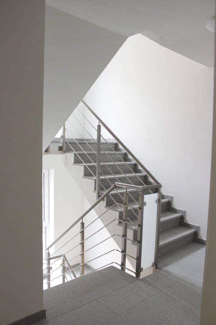 Pronájem bytu 3+1 100 m², Mannheim, Bádensko-Württembersko Pronájem bytu 3+1 100 m², Mannheim, Bádensko-Württembersko