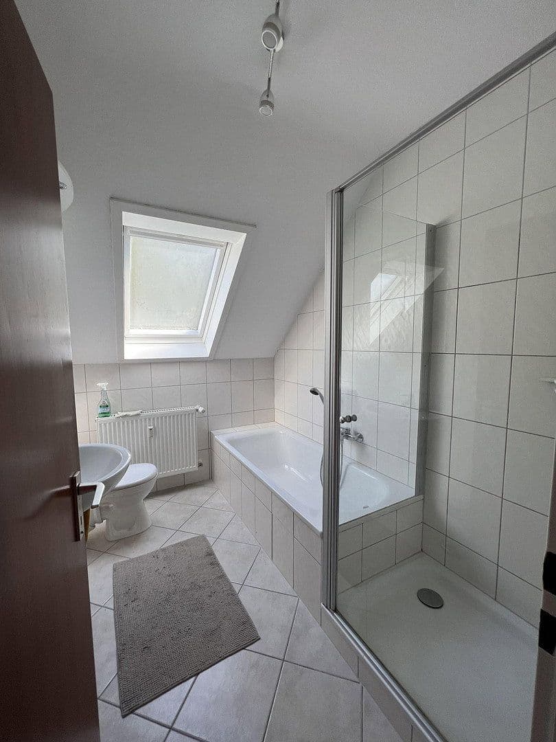 Pronájem bytu 4+1 95 m², Elmstein, Porýní-Falc Pronájem bytu 4+1 95 m², Elmstein, Porýní-Falc