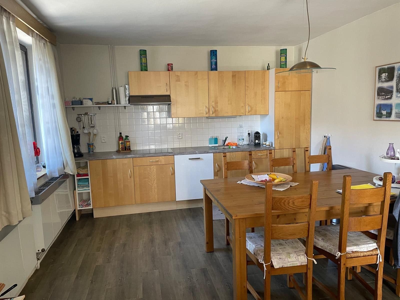 Prodej domu 220 m², pozemek 1.300 m², Lánov, Královéhradecký kraj Prodej domu 220 m², pozemek 1.300 m², Lánov, Královéhradecký kraj