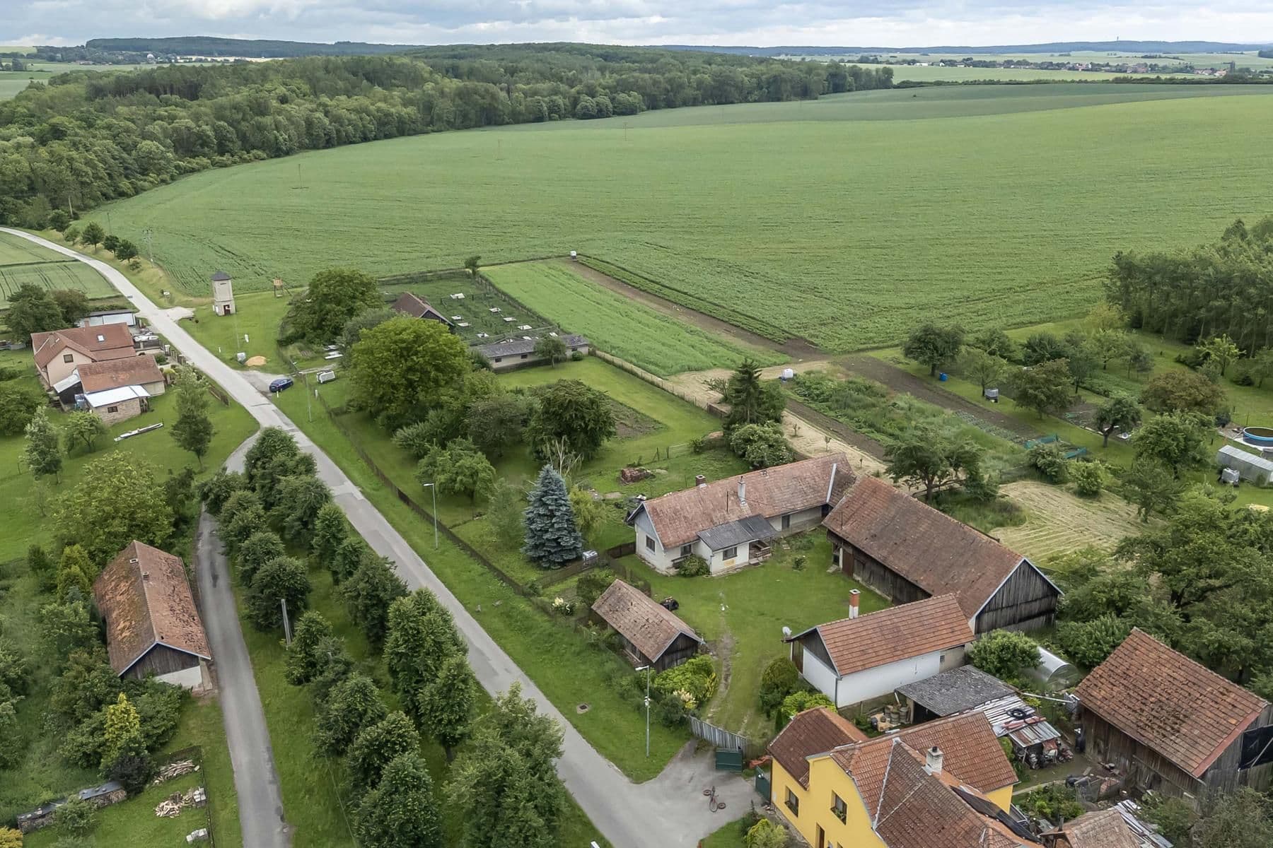 Prodej domu 196 m², pozemek 3.601 m², Běchary, Královéhradecký kraj Prodej domu 196 m², pozemek 3.601 m², Běchary, Královéhradecký kraj