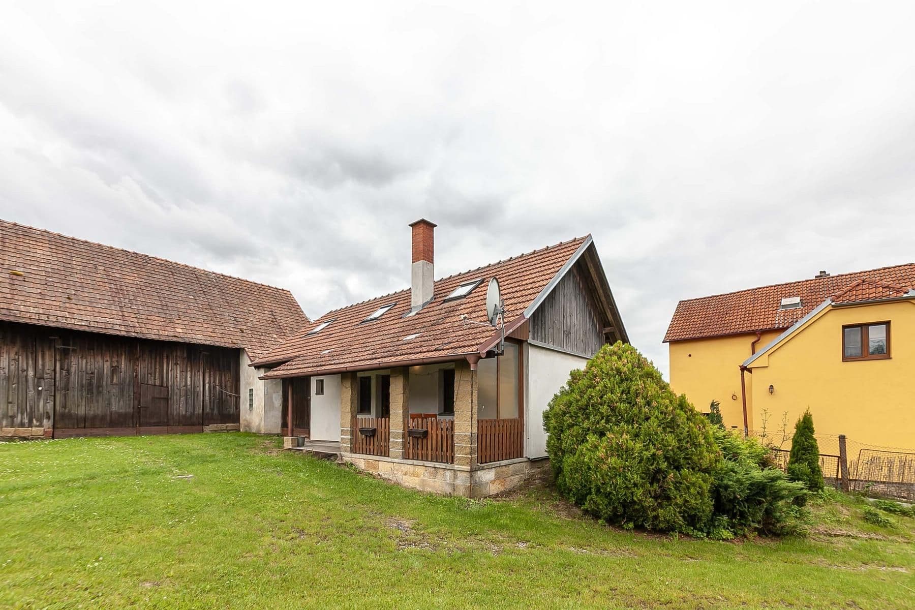 Prodej domu 196 m², pozemek 3.601 m², Běchary, Královéhradecký kraj Prodej domu 196 m², pozemek 3.601 m², Běchary, Královéhradecký kraj