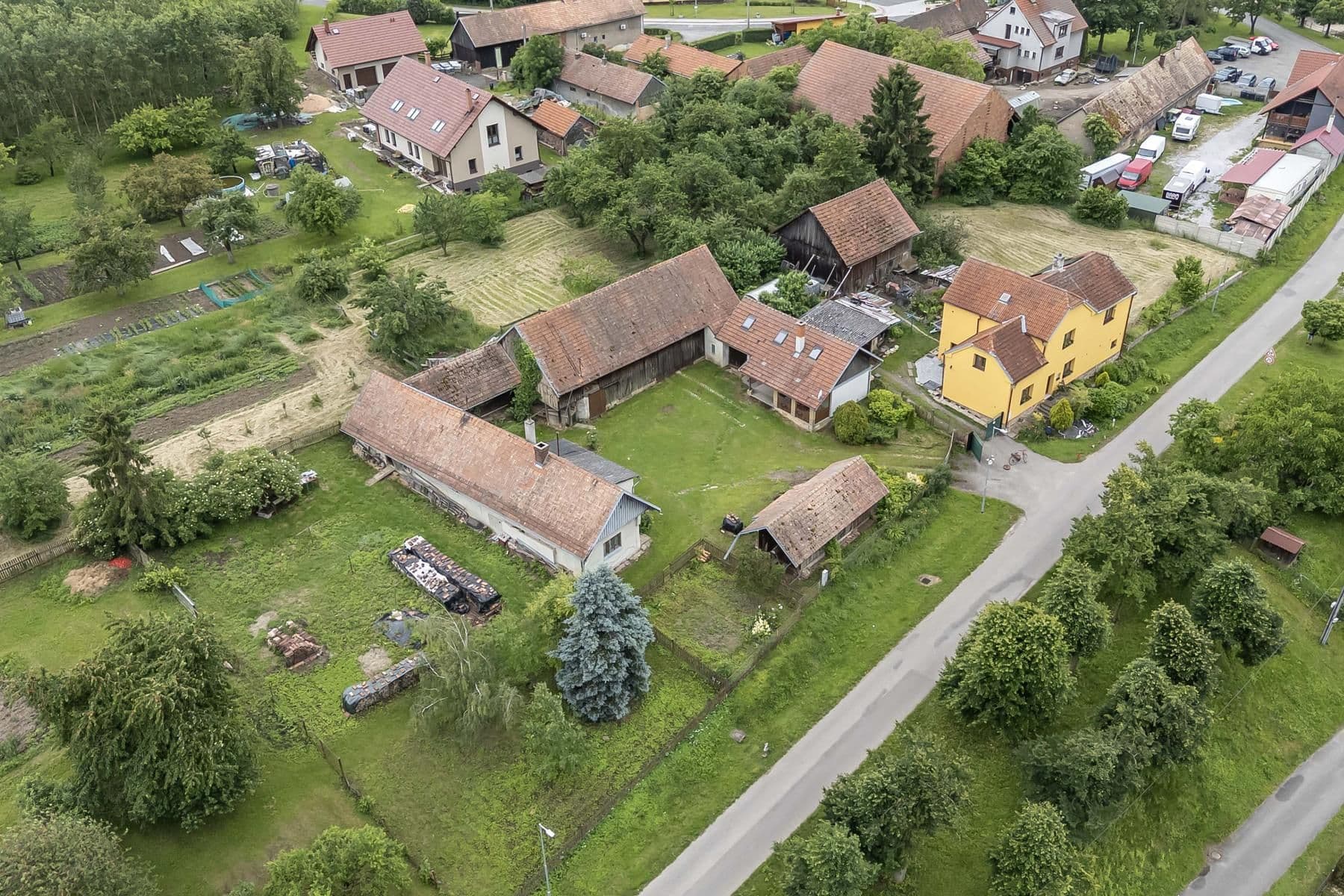 Prodej domu 196 m², pozemek 3.601 m², Běchary, Královéhradecký kraj Prodej domu 196 m², pozemek 3.601 m², Běchary, Královéhradecký kraj