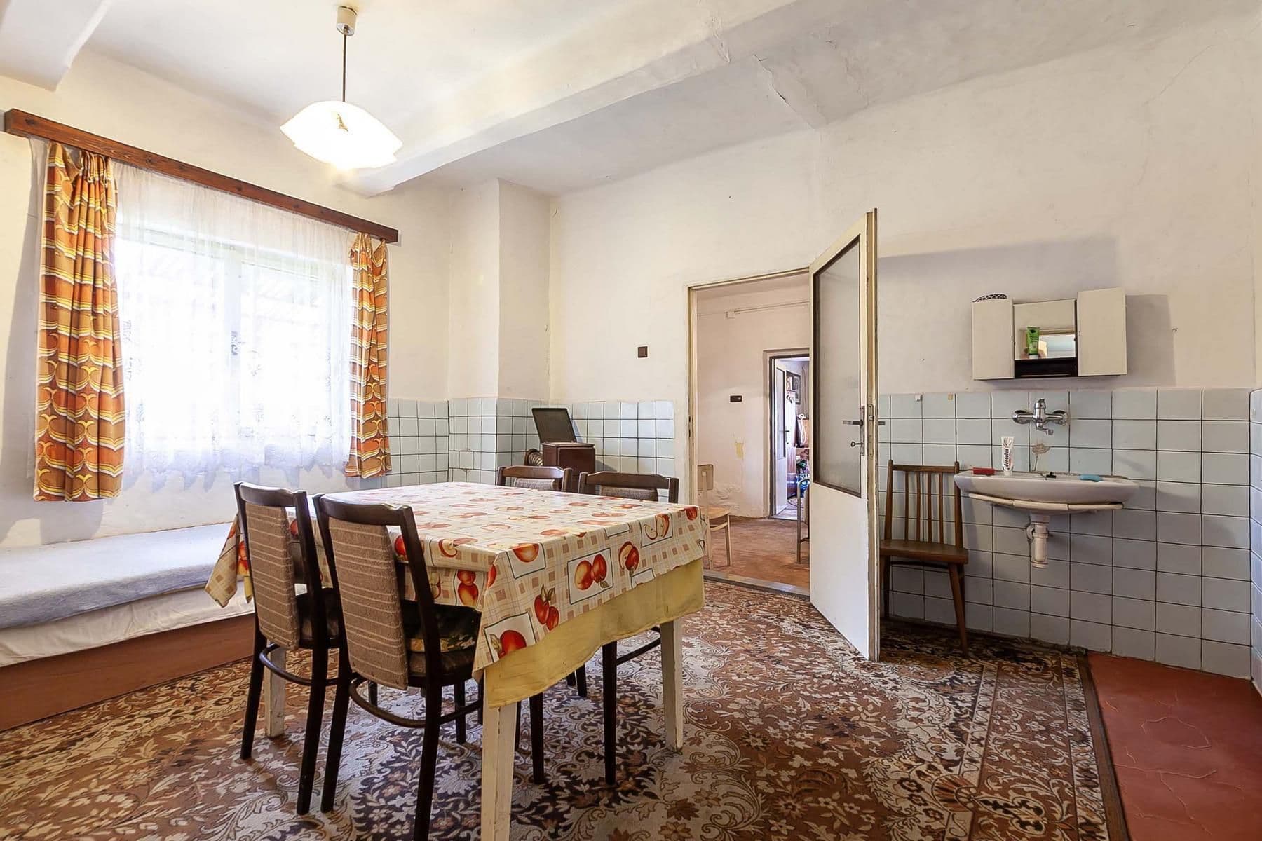 Prodej domu 196 m², pozemek 3.601 m², Běchary, Královéhradecký kraj Prodej domu 196 m², pozemek 3.601 m², Běchary, Královéhradecký kraj