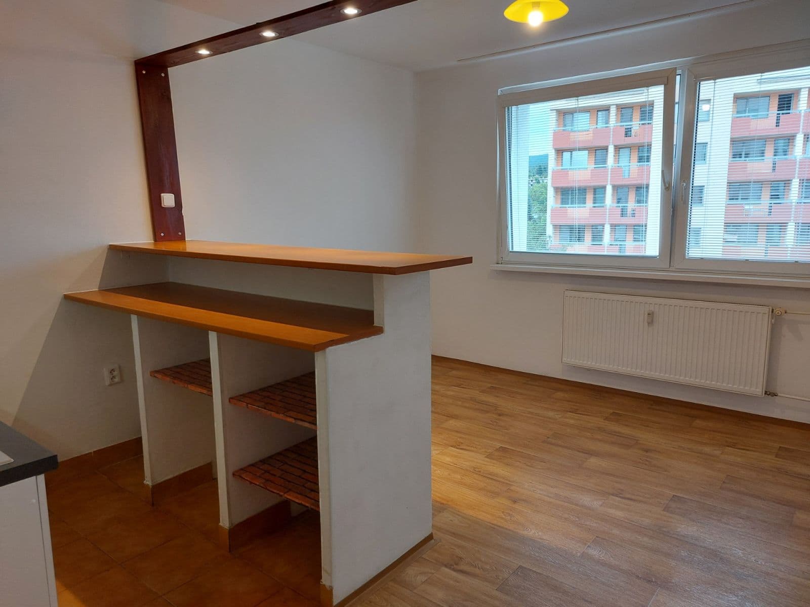 Pronájem bytu 2+kk 40 m², F. L. Čelakovského, Jablonec nad Nisou, Liberecký kraj Pronájem bytu 2+kk 40 m², F. L. Čelakovského, Jablonec nad Nisou, Liberecký kraj
