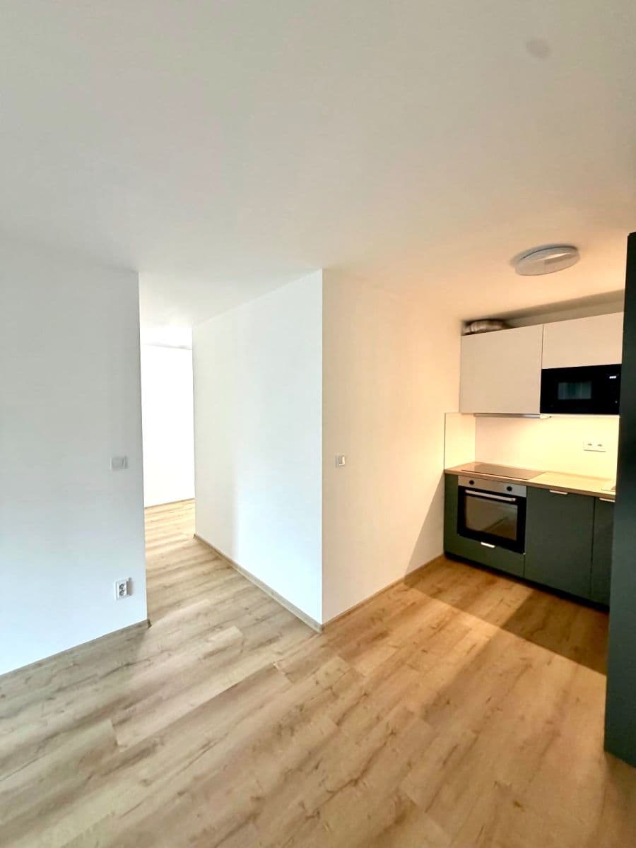Pronájem bytu 2+kk 44 m², Plickova, Praha, Praha Pronájem bytu 2+kk 44 m², Plickova, Praha, Praha