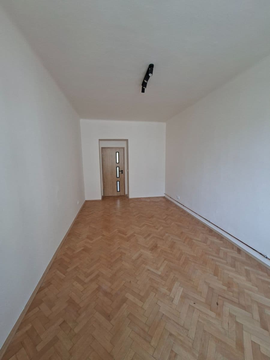 Pronájem bytu 2+1 50 m², Saratovská, Praha, Praha Pronájem bytu 2+1 50 m², Saratovská, Praha, Praha