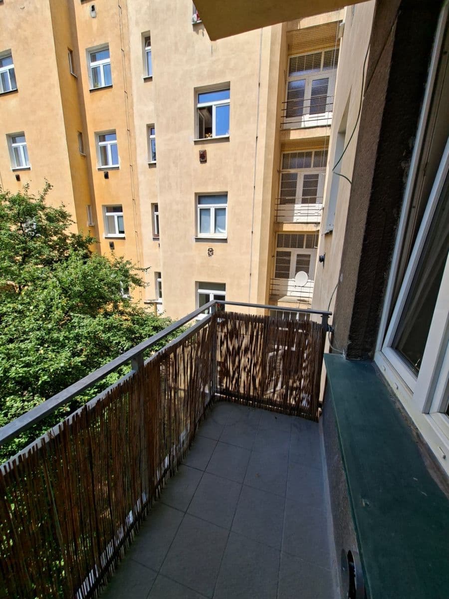 Pronájem bytu 2+1 50 m², Saratovská, Praha, Praha Pronájem bytu 2+1 50 m², Saratovská, Praha, Praha