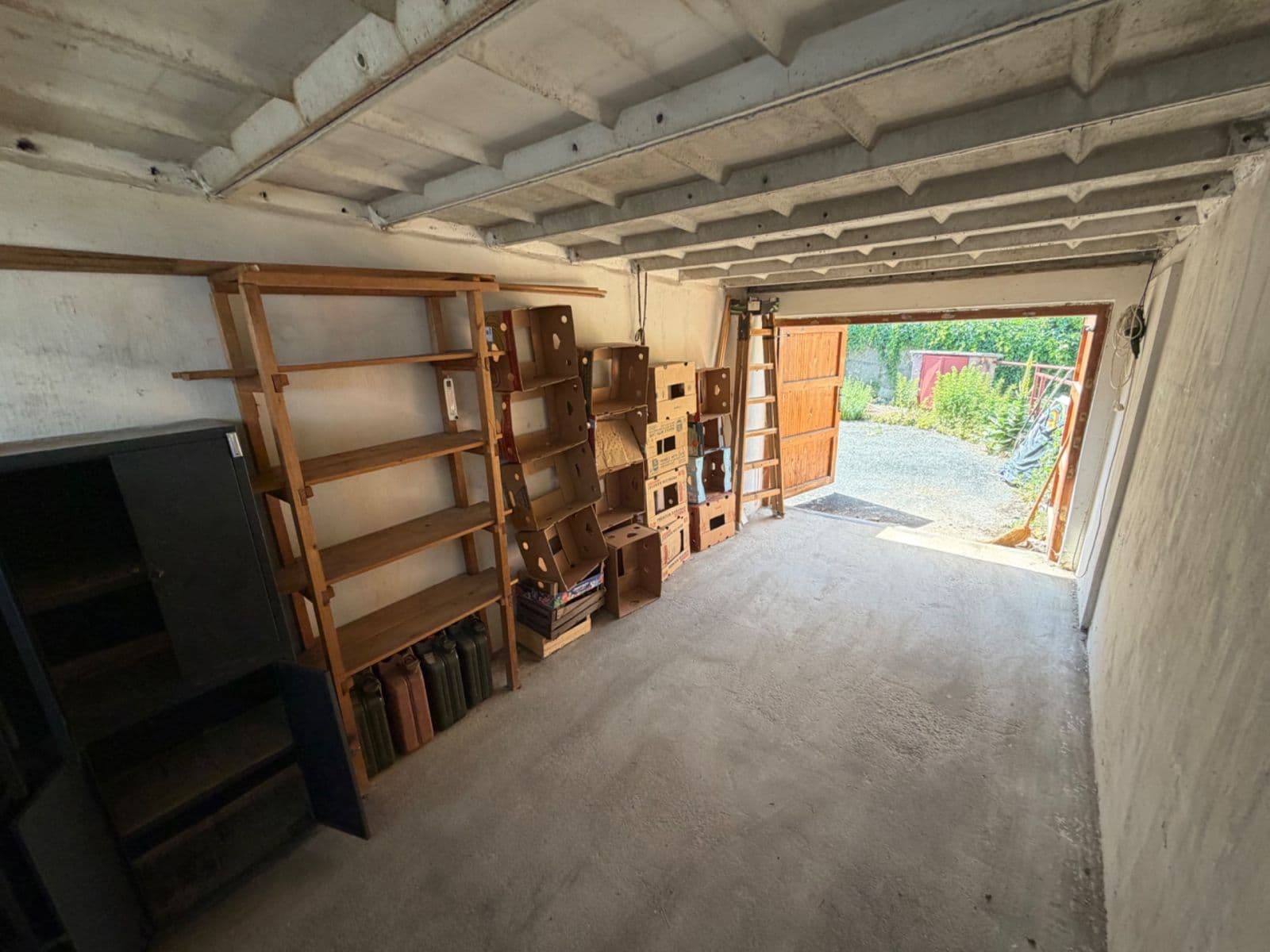 Pronájem garáže 29 m², Nad Santoškou, Praha, Praha Pronájem garáže 29 m², Nad Santoškou, Praha, Praha