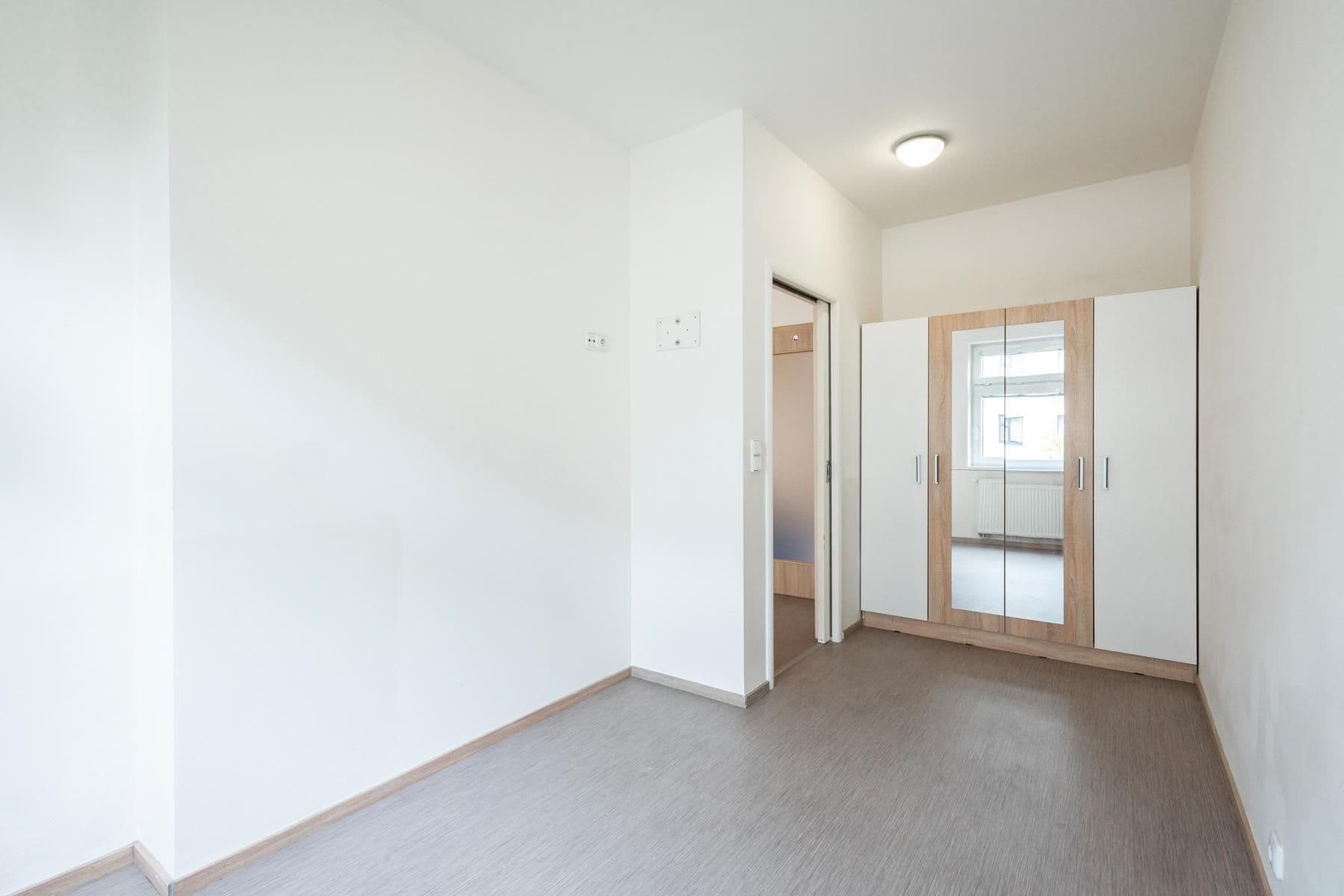 Prodej bytu 2+kk 35 m², Jindřicha Bubeníčka, Praha, Praha Prodej bytu 2+kk 35 m², Jindřicha Bubeníčka, Praha, Praha