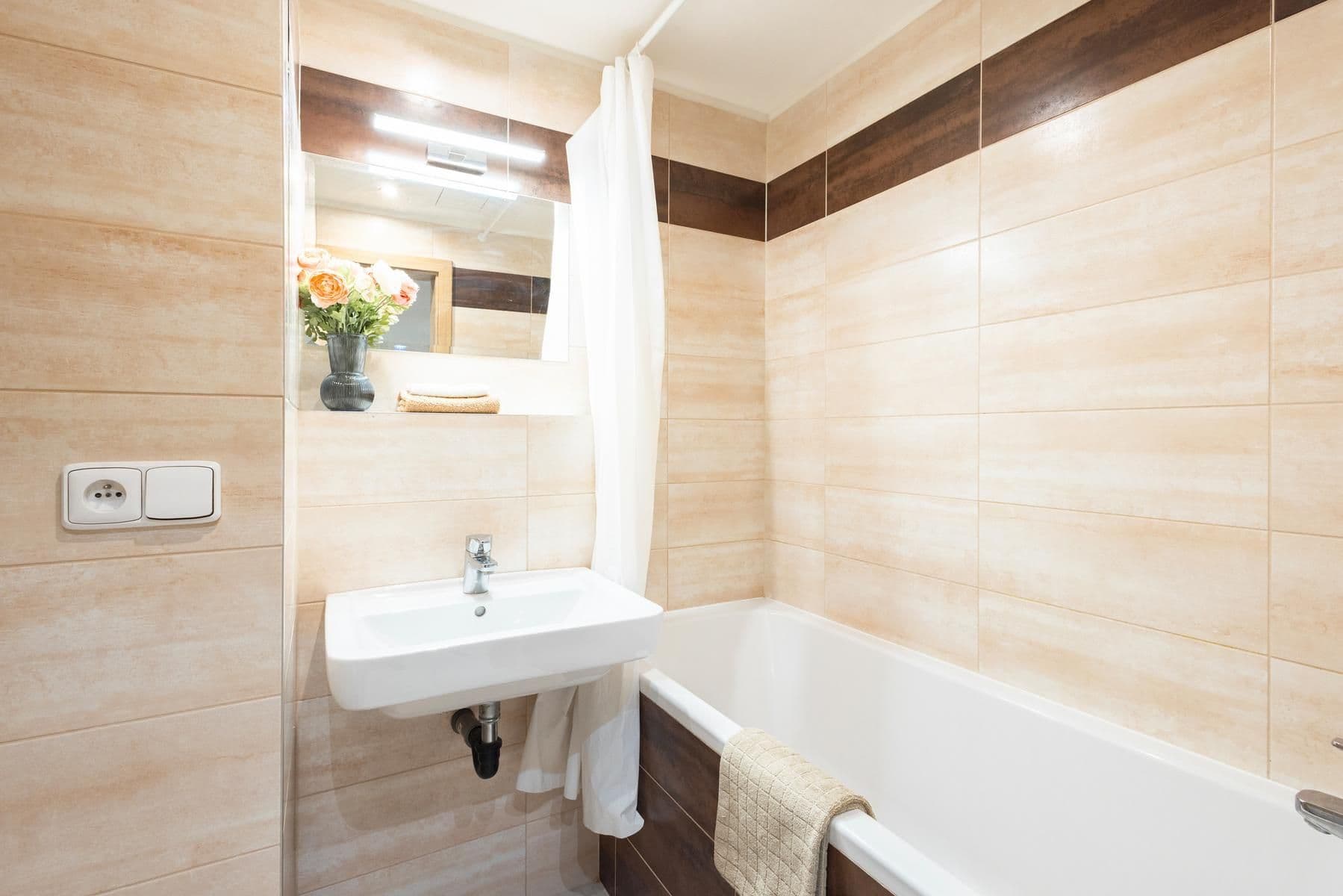 Prodej bytu 2+kk 35 m², Jindřicha Bubeníčka, Praha, Praha Prodej bytu 2+kk 35 m², Jindřicha Bubeníčka, Praha, Praha