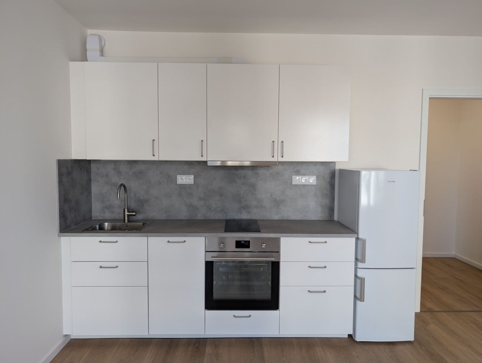 Pronájem bytu 1+kk 33 m², Divíškové, Praha, Praha Pronájem bytu 1+kk 33 m², Divíškové, Praha, Praha