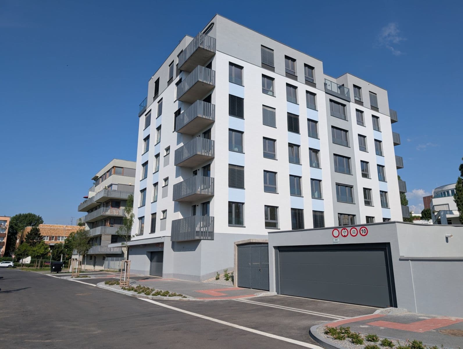 Pronájem bytu 1+kk 33 m², Divíškové, Praha, Praha Pronájem bytu 1+kk 33 m², Divíškové, Praha, Praha