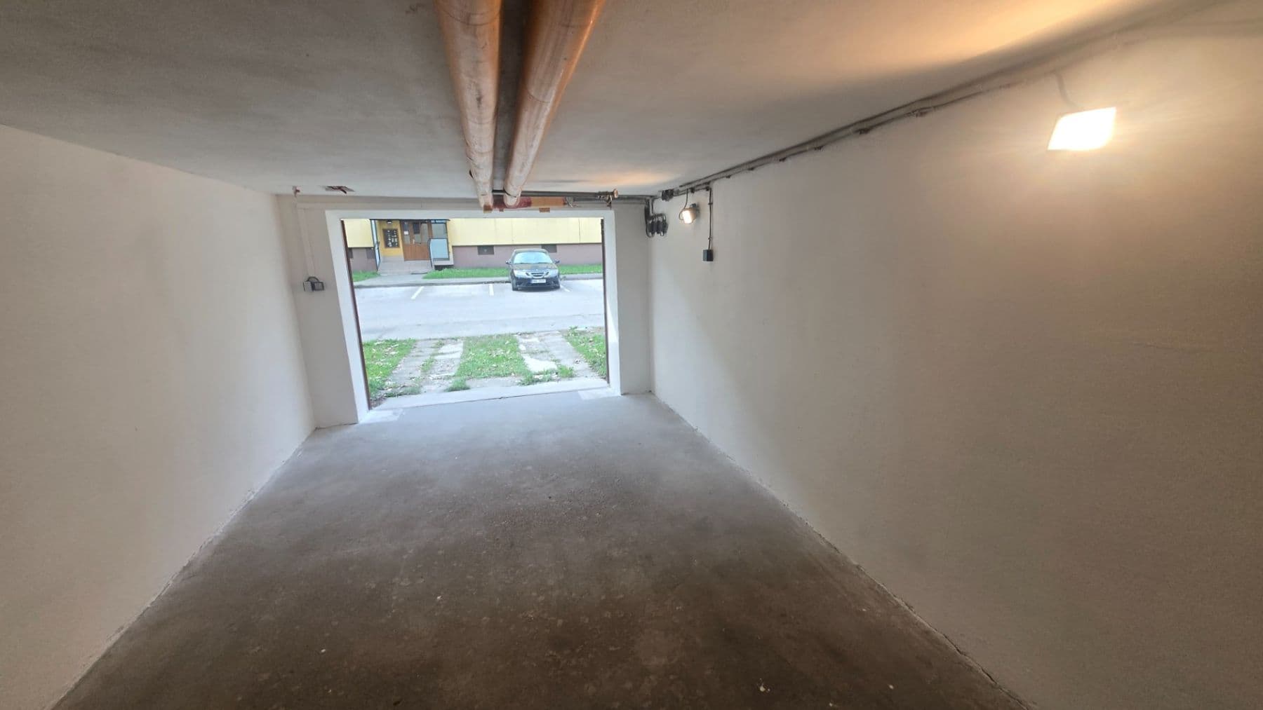 Prodej garáže 17 m², Frýdek-Místek, Moravskoslezský kraj Prodej garáže 17 m², Frýdek-Místek, Moravskoslezský kraj