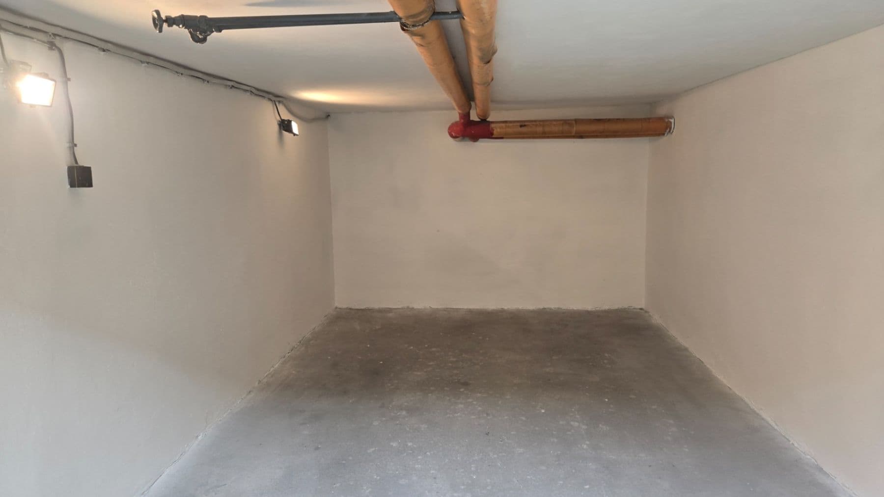 Prodej garáže 17 m², Frýdek-Místek, Moravskoslezský kraj Prodej garáže 17 m², Frýdek-Místek, Moravskoslezský kraj