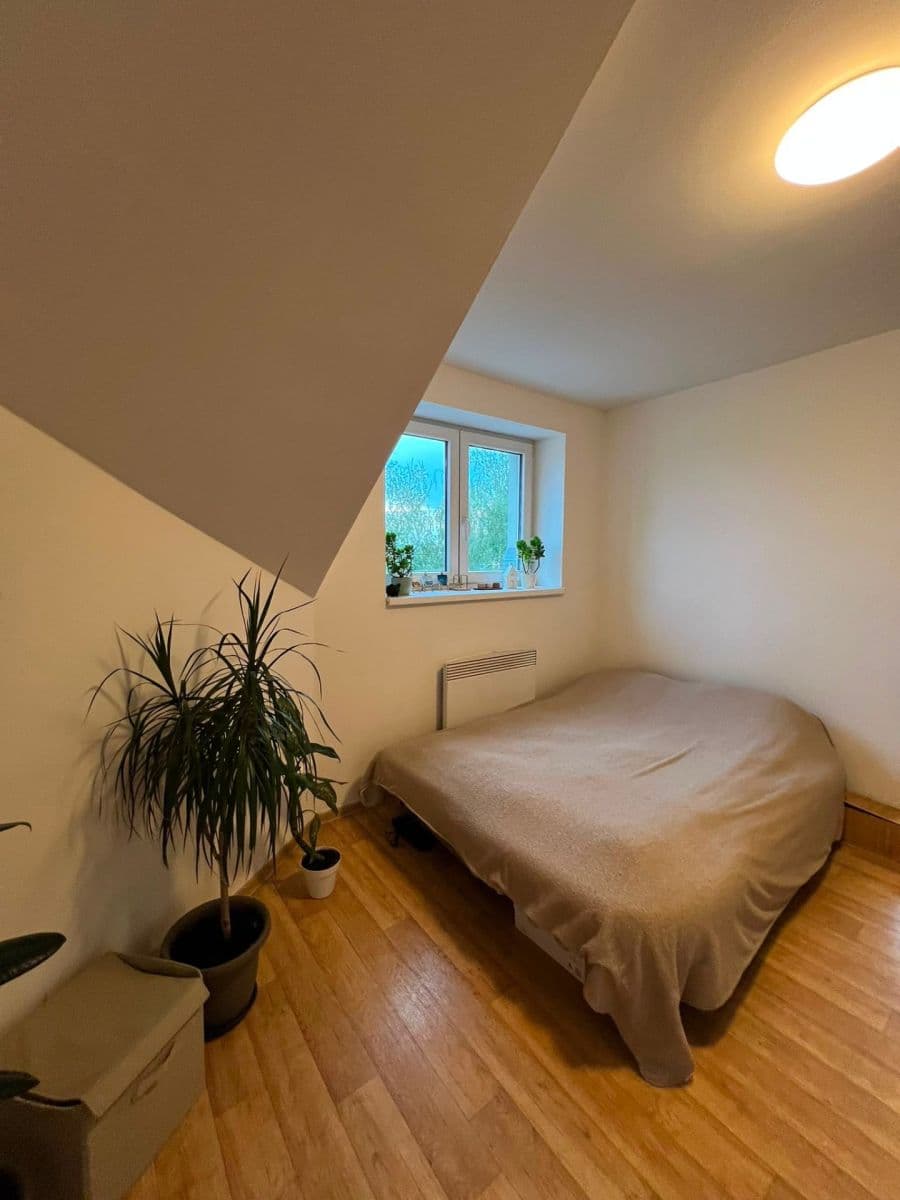 Pronájem bytu 1+kk 32 m², V Korytech, Praha, Praha Pronájem bytu 1+kk 32 m², V Korytech, Praha, Praha