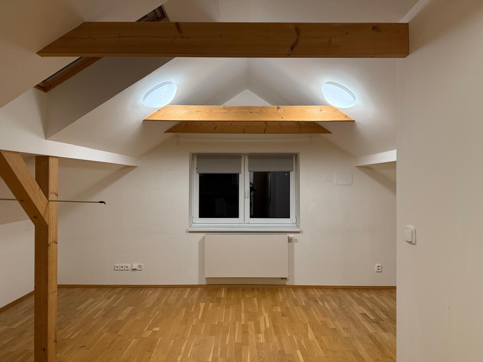 Pronájem bytu 1+kk 30 m², Kosova, Praha, Praha Pronájem bytu 1+kk 30 m², Kosova, Praha, Praha