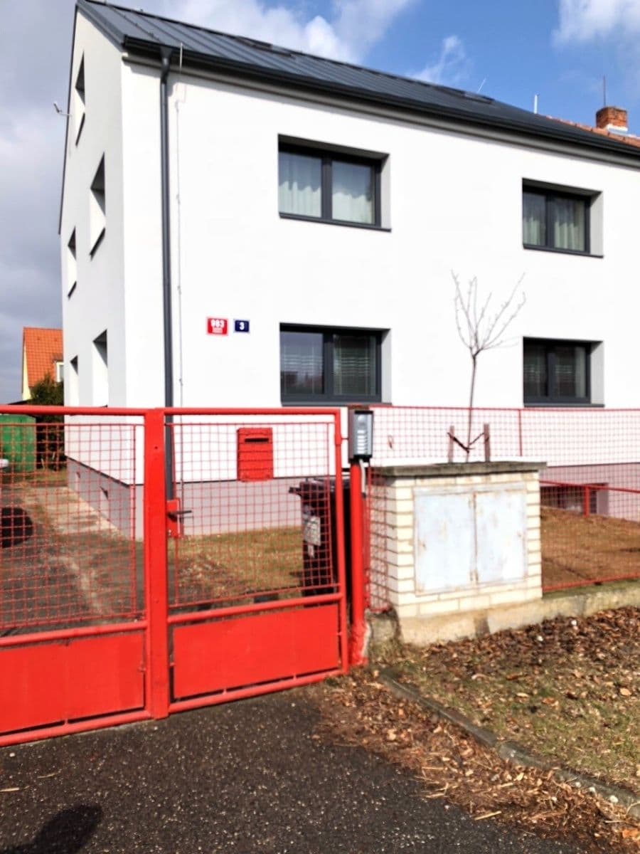 Pronájem bytu 1+kk 30 m², Kosova, Praha, Praha Pronájem bytu 1+kk 30 m², Kosova, Praha, Praha