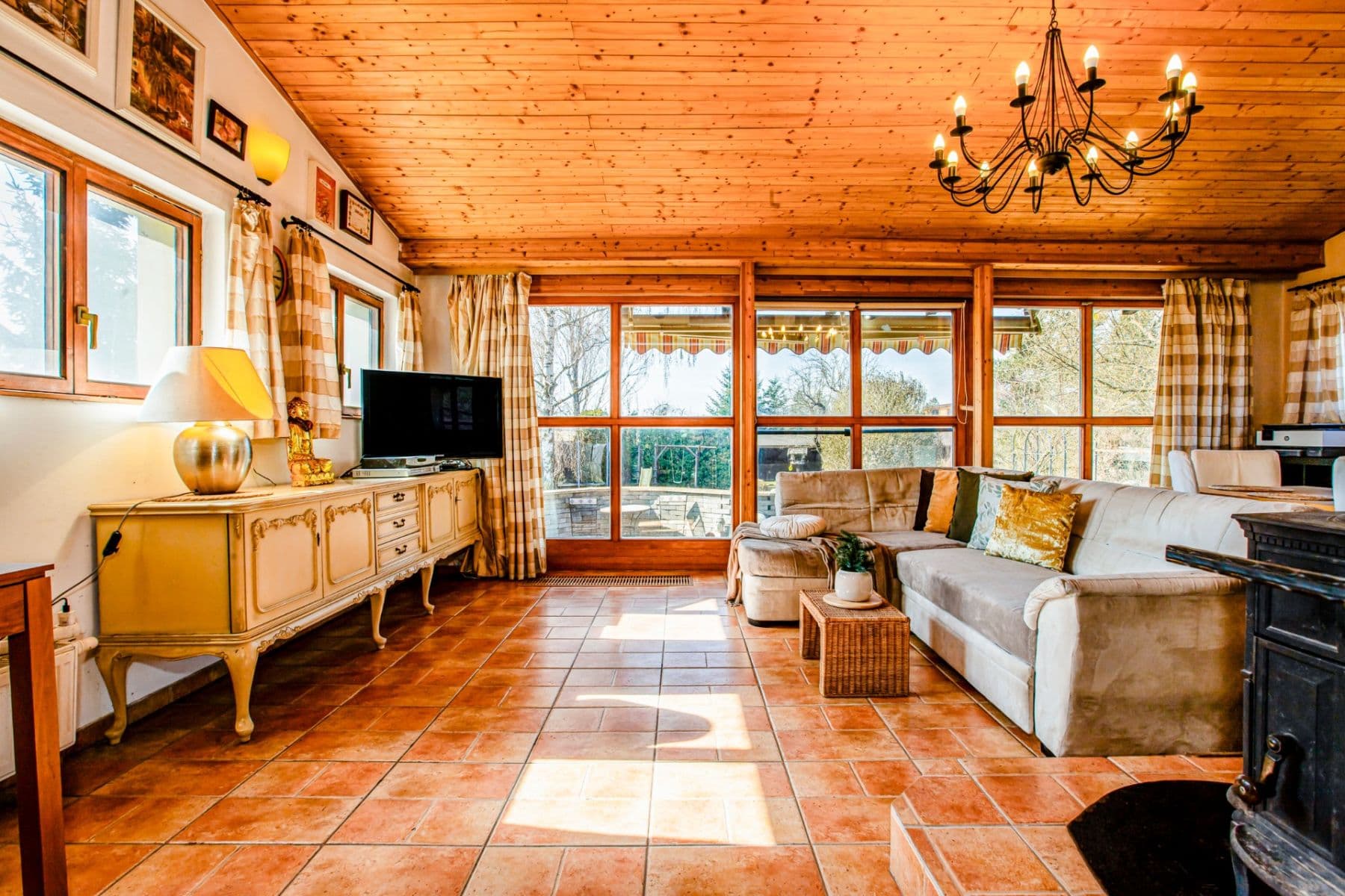 Prodej domu 183 m², pozemek 2.144 m², Dobříš, Středočeský kraj Prodej domu 183 m², pozemek 2.144 m², Dobříš, Středočeský kraj