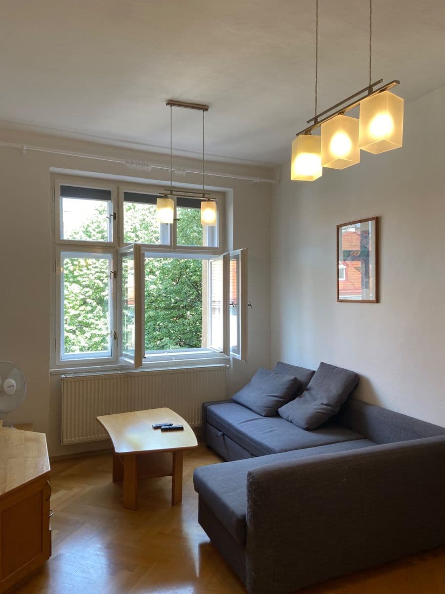 Pronájem bytu 2+1 58 m², Národní obrany, Praha, Praha Pronájem bytu 2+1 58 m², Národní obrany, Praha, Praha