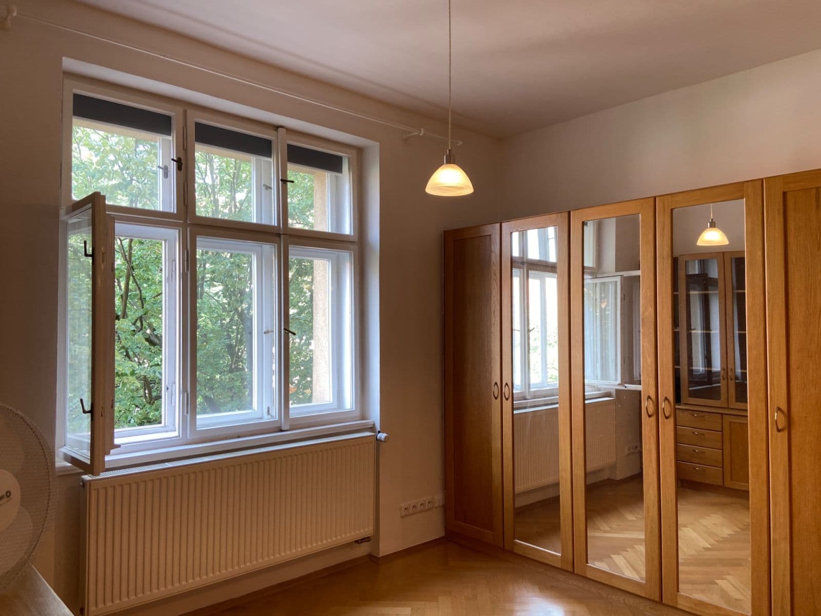 Pronájem bytu 2+1 58 m², Národní obrany, Praha, Praha Pronájem bytu 2+1 58 m², Národní obrany, Praha, Praha