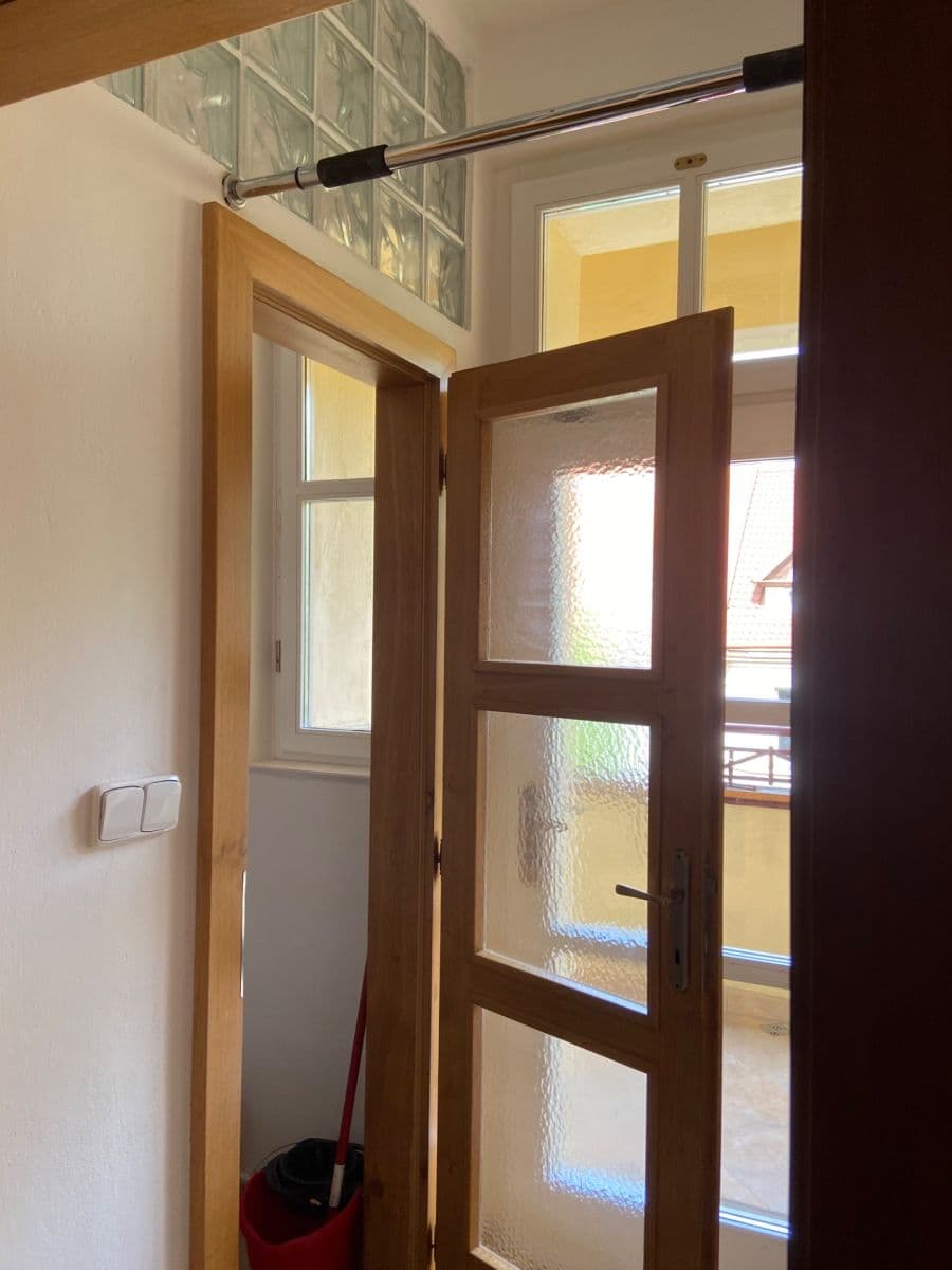 Pronájem bytu 2+1 58 m², Národní obrany, Praha, Praha Pronájem bytu 2+1 58 m², Národní obrany, Praha, Praha