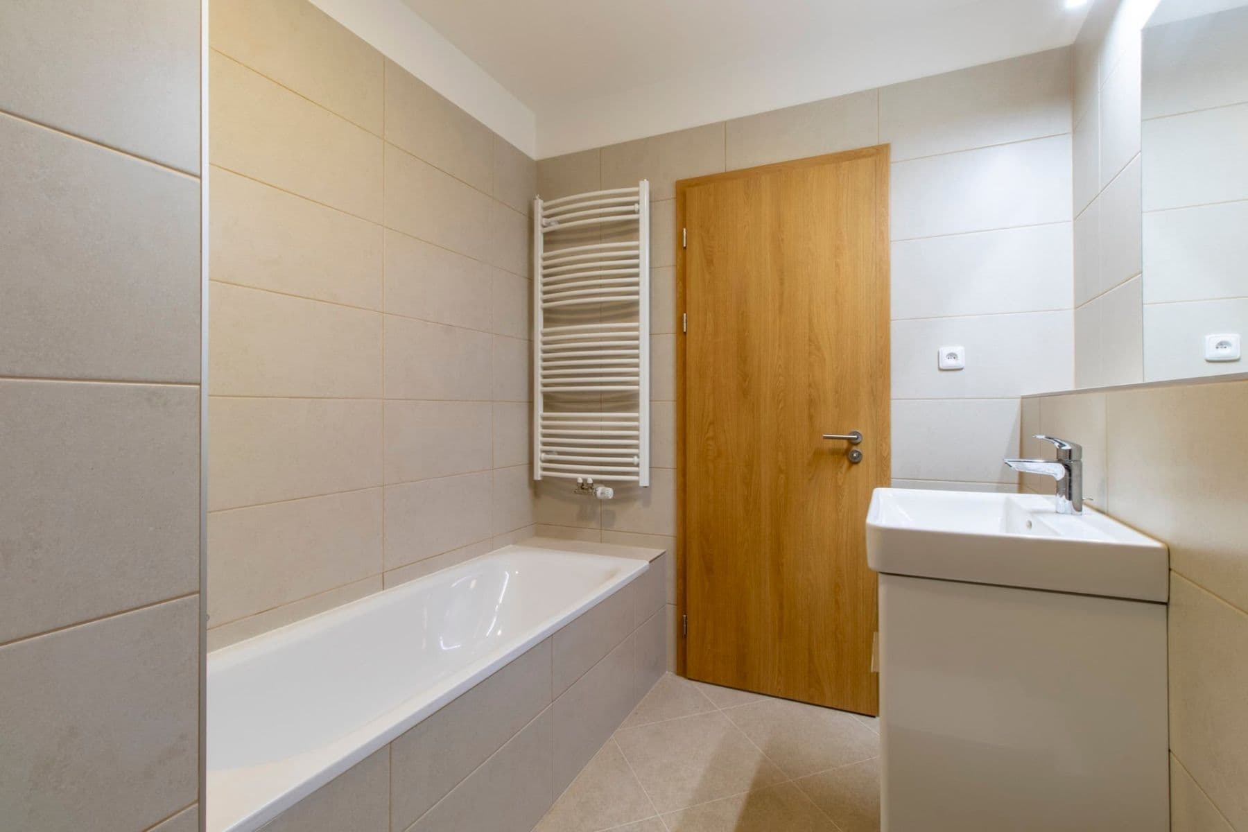 Pronájem bytu 2+kk 40 m², Honzíkova, Praha, Praha Pronájem bytu 2+kk 40 m², Honzíkova, Praha, Praha