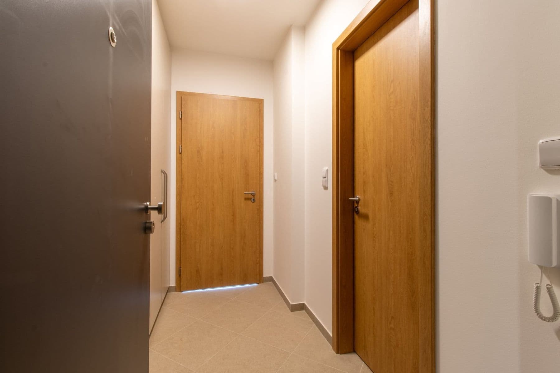 Pronájem bytu 2+kk 40 m², Honzíkova, Praha, Praha Pronájem bytu 2+kk 40 m², Honzíkova, Praha, Praha