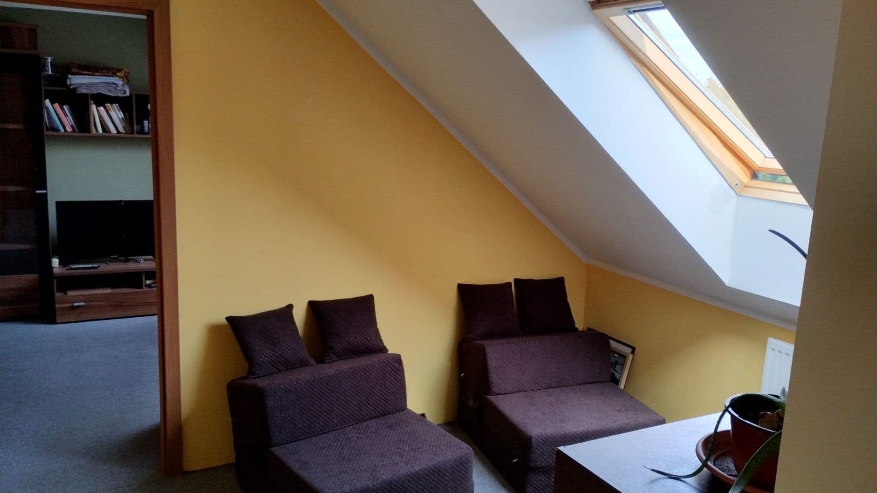 Pronájem bytu 50 m², Miřetice, Středočeský kraj Pronájem bytu 50 m², Miřetice, Středočeský kraj
