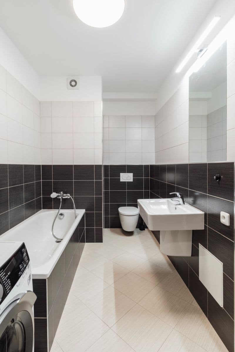 Prodej bytu 2+kk 56 m², Makedonská, Praha, Praha Prodej bytu 2+kk 56 m², Makedonská, Praha, Praha