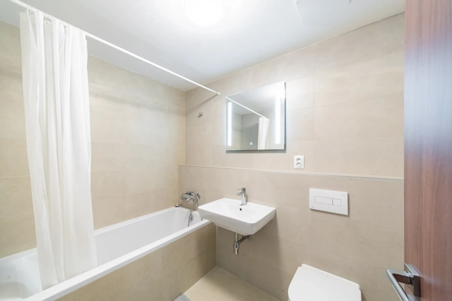 Pronájem bytu 2+kk 62 m², Nekvasilova, Praha, Praha Pronájem bytu 2+kk 62 m², Nekvasilova, Praha, Praha