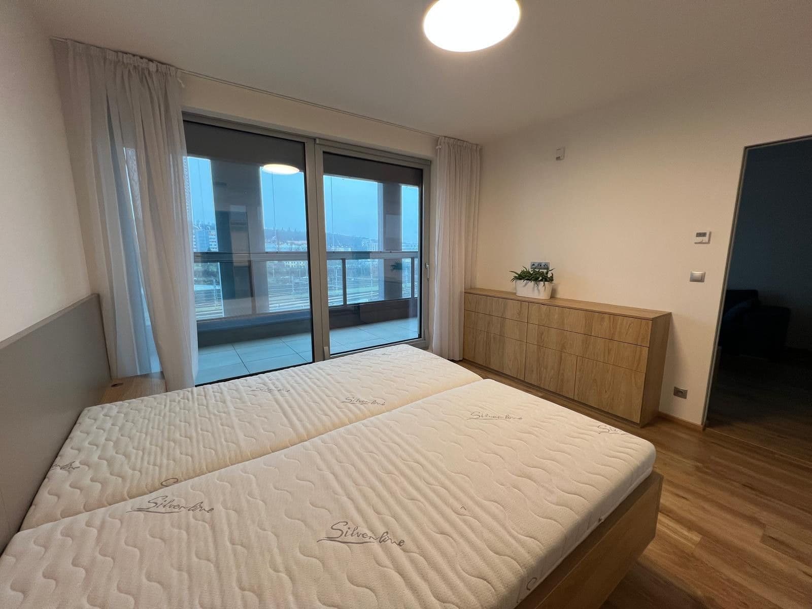 Pronájem bytu 2+kk 63 m², Kurta Konráda, Praha, Praha Pronájem bytu 2+kk 63 m², Kurta Konráda, Praha, Praha