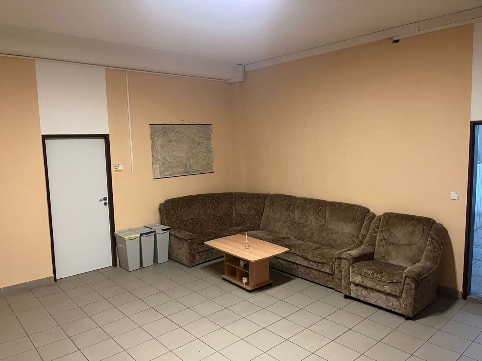 Pronájem kanceláře 42 m², Jana Kubelíka, Most, Ústecký kraj Pronájem kanceláře 42 m², Jana Kubelíka, Most, Ústecký kraj
