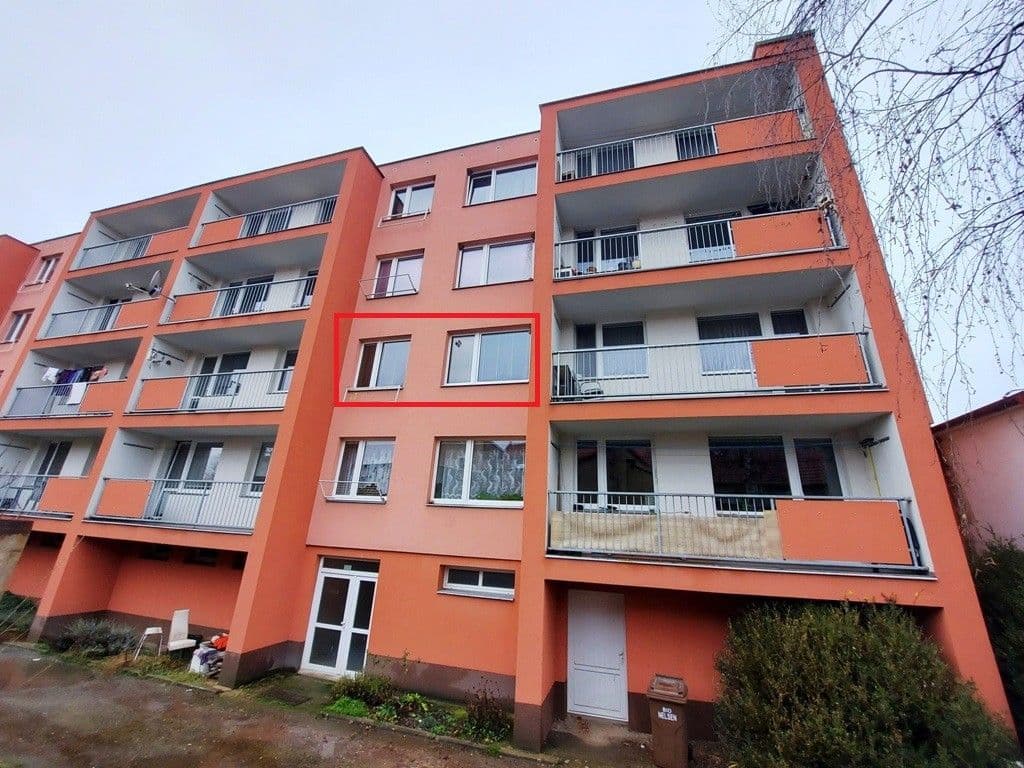Pronájem bytu 2+kk 42 m², Sídliště pionýrů, Úštěk, Ústecký kraj Pronájem bytu 2+kk 42 m², Sídliště pionýrů, Úštěk, Ústecký kraj