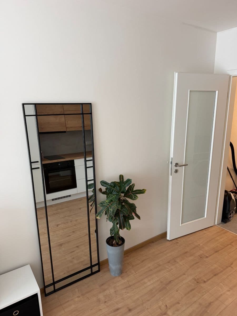 Pronájem bytu 1+kk 31 m², Českobrodská, Praha, Praha Pronájem bytu 1+kk 31 m², Českobrodská, Praha, Praha