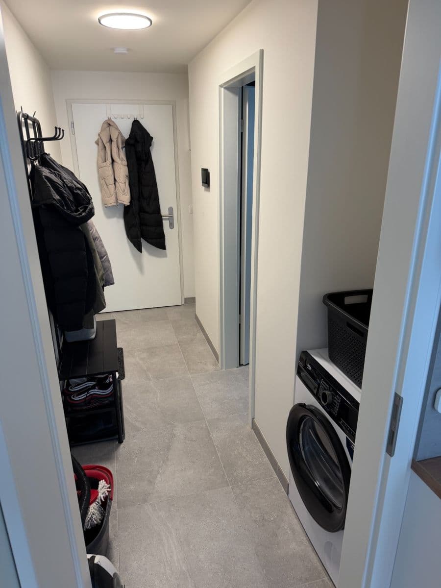 Pronájem bytu 1+kk 31 m², Českobrodská, Praha, Praha Pronájem bytu 1+kk 31 m², Českobrodská, Praha, Praha