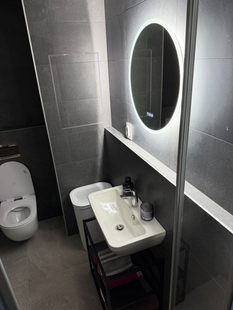 Pronájem bytu 1+kk 31 m², Českobrodská, Praha, Praha Pronájem bytu 1+kk 31 m², Českobrodská, Praha, Praha