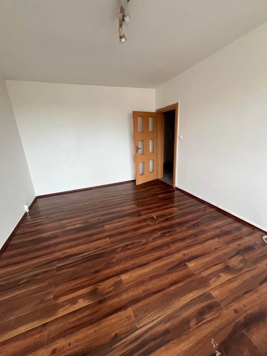 Pronájem bytu 2+1 62 m², Macháčkova, Plzeň, Plzeňský kraj Pronájem bytu 2+1 62 m², Macháčkova, Plzeň, Plzeňský kraj