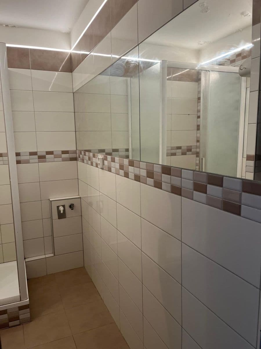 Pronájem bytu 2+1 62 m², Macháčkova, Plzeň, Plzeňský kraj Pronájem bytu 2+1 62 m², Macháčkova, Plzeň, Plzeňský kraj