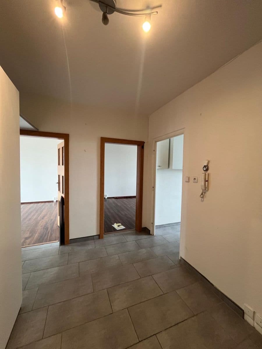 Pronájem bytu 2+1 62 m², Macháčkova, Plzeň, Plzeňský kraj Pronájem bytu 2+1 62 m², Macháčkova, Plzeň, Plzeňský kraj