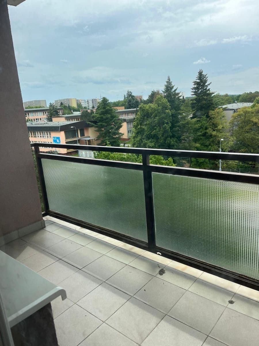 Pronájem bytu 2+1 62 m², Macháčkova, Plzeň, Plzeňský kraj Pronájem bytu 2+1 62 m², Macháčkova, Plzeň, Plzeňský kraj