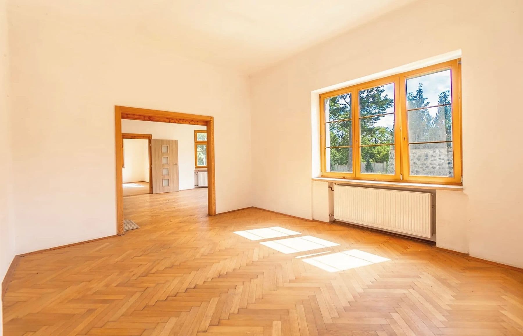 Prodej domu 450 m², pozemek 2.441 m², Elišky Krásnohorské, Ústí nad Labem, Ústecký kraj Prodej domu 450 m², pozemek 2.441 m², Elišky Krásnohorské, Ústí nad Labem, Ústecký kraj